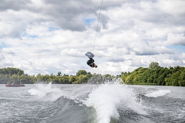 Travis Beaton at the 2022 Malibu Boats UK Wakeboard And Wakesurf Nationals